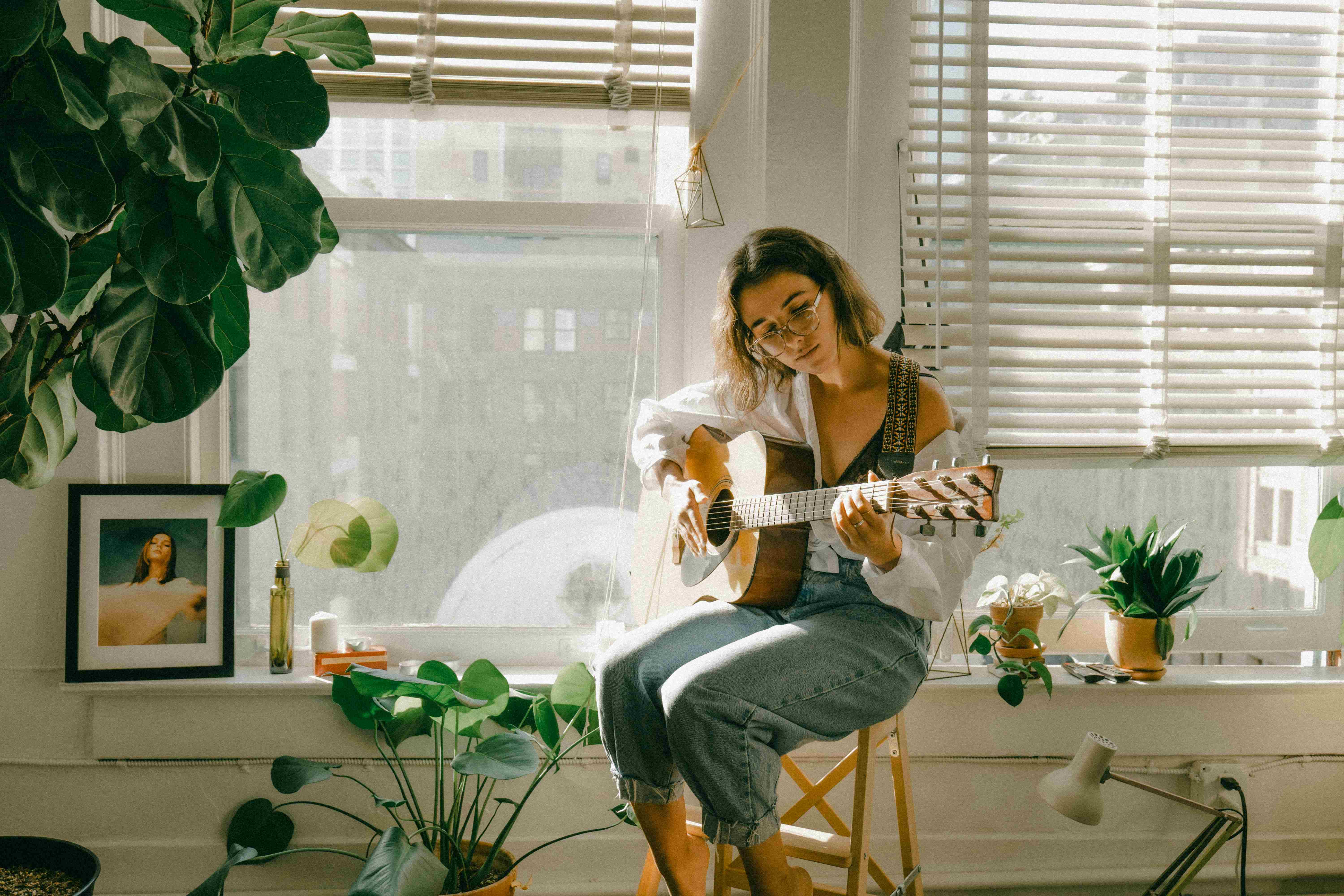 Ep. 234: “I Wish I Had Time for Music” – Turning Regret into Reality (Even in 15 Minutes a Day); with author Laura Vanderkam